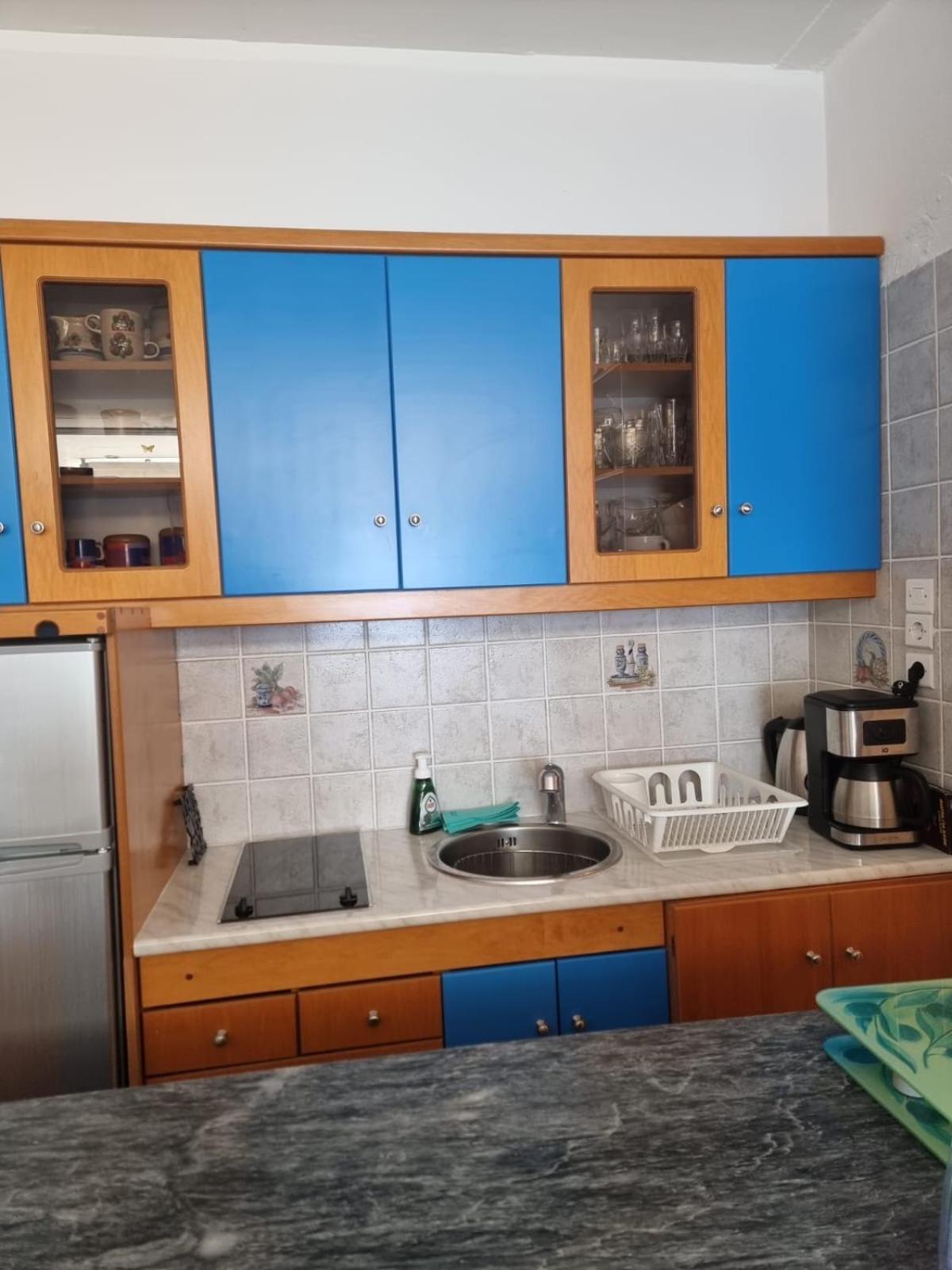 Atlas Apartment With Private Beach And Seaview Blue Loutraki  Ngoại thất bức ảnh